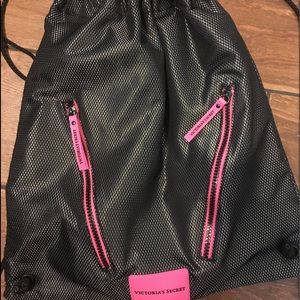 VS mesh backpack